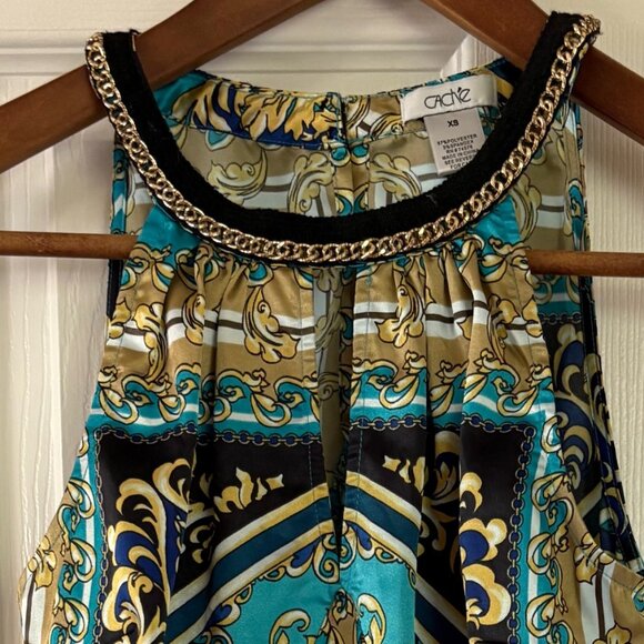 Women Cache Halter Top - Picture 2 of 6